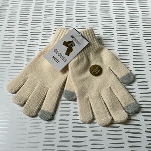 Mixit touchtech gloves. Stretchable fabric touch screen gloves. Sand colored.